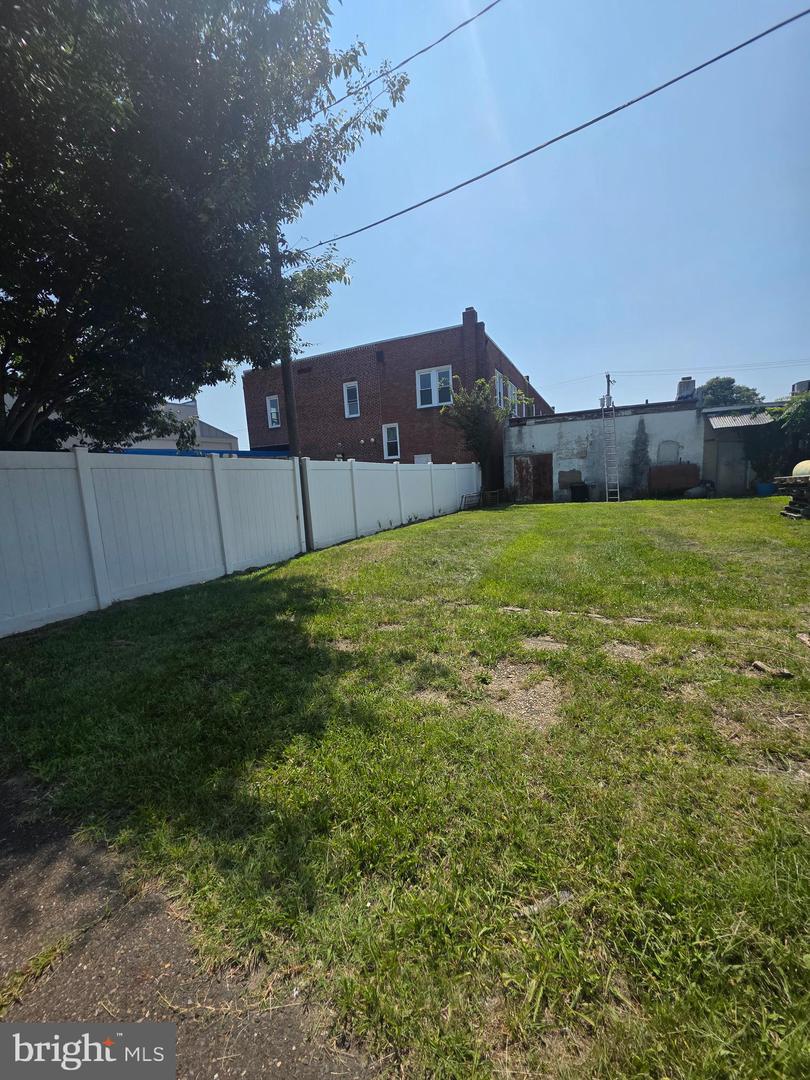1311 N Delaware St Property Photo 7