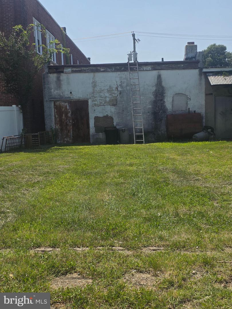 1311 N Delaware St Property Photo 8