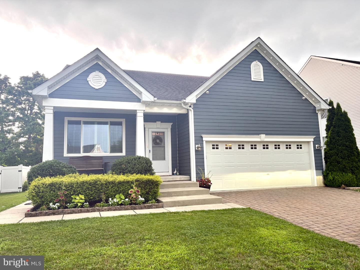 103 WATERVIEW CT Property Photo 1