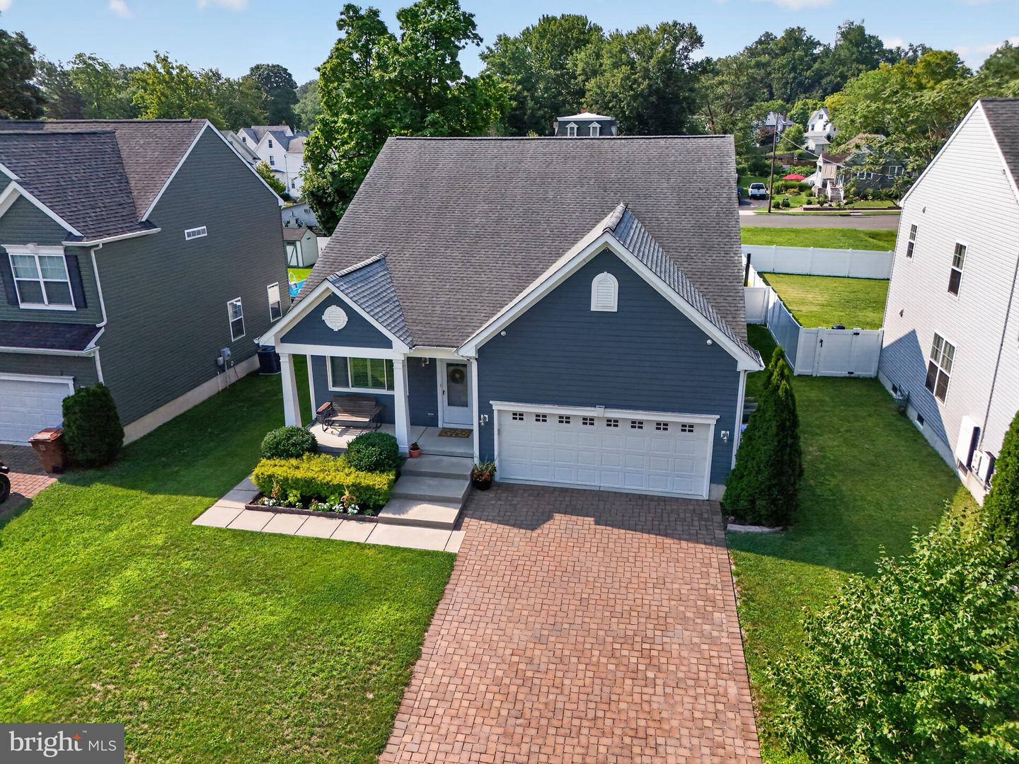 103 Waterview Ct Property Photo 5
