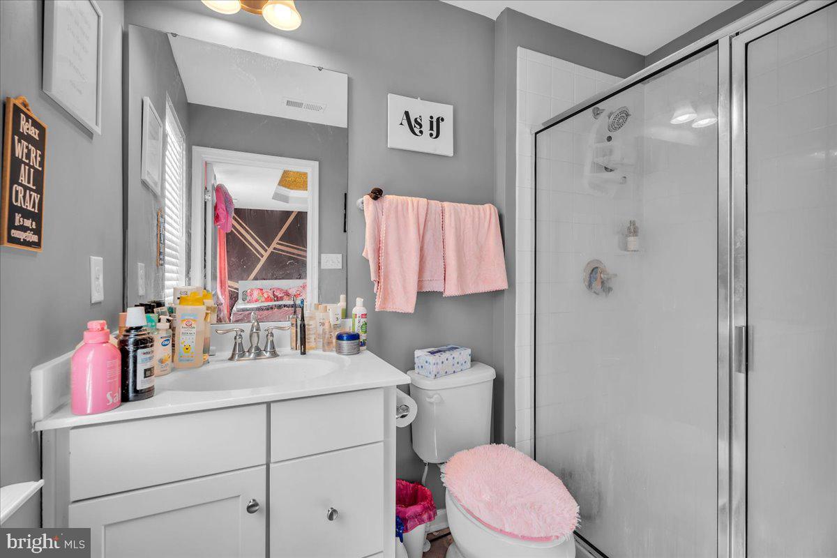 509 Evelyn Way Property Photo 17