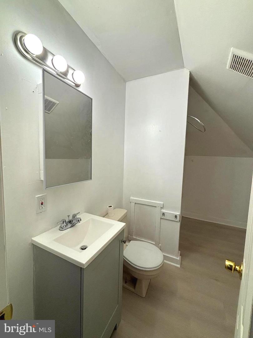 225 S Delsea Dr S #b Property Photo 25