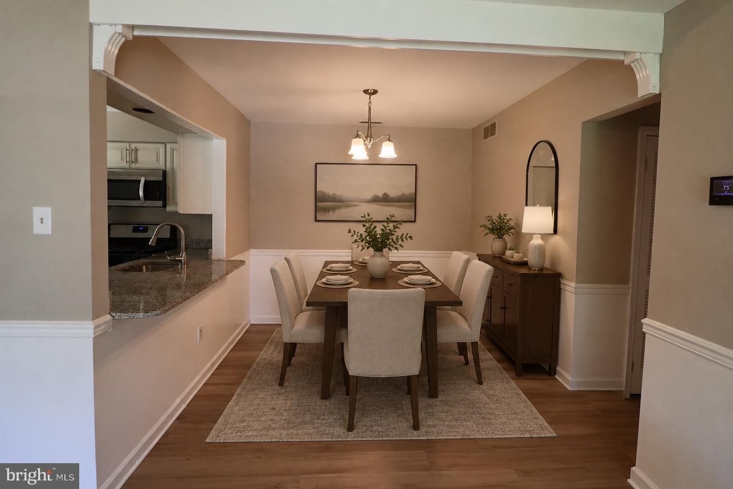 105 Devonshire Ct Property Photo 6