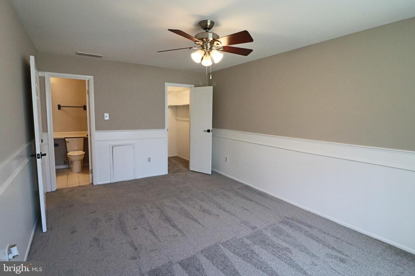 105 Devonshire Ct Property Photo 13