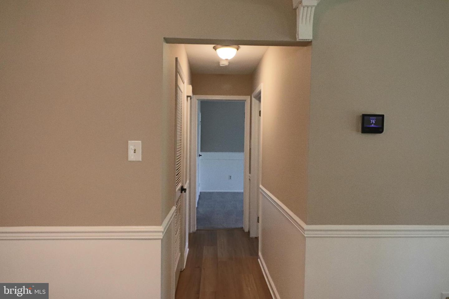 105 Devonshire Ct Property Photo 18