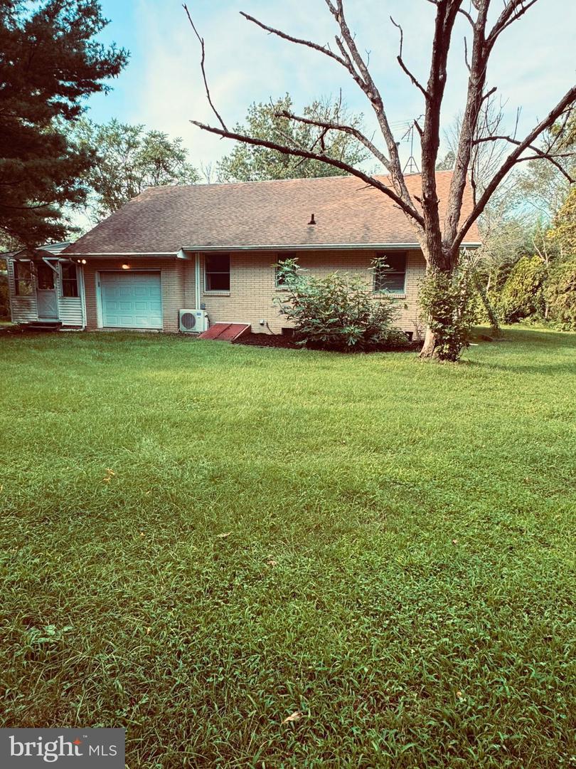 480 N Main St Property Photo 23
