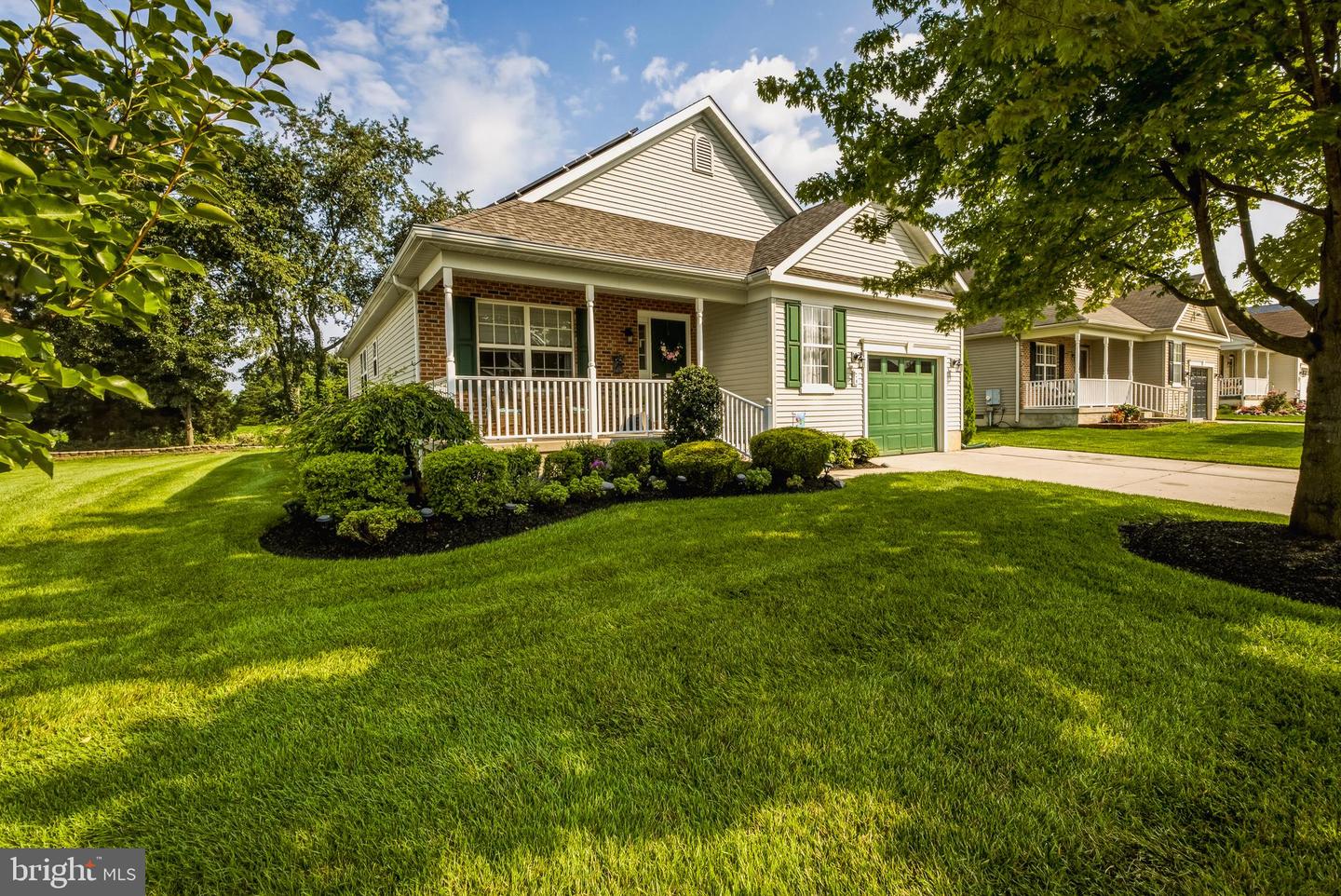 24 BEAR CREEK DR Property Photo 1