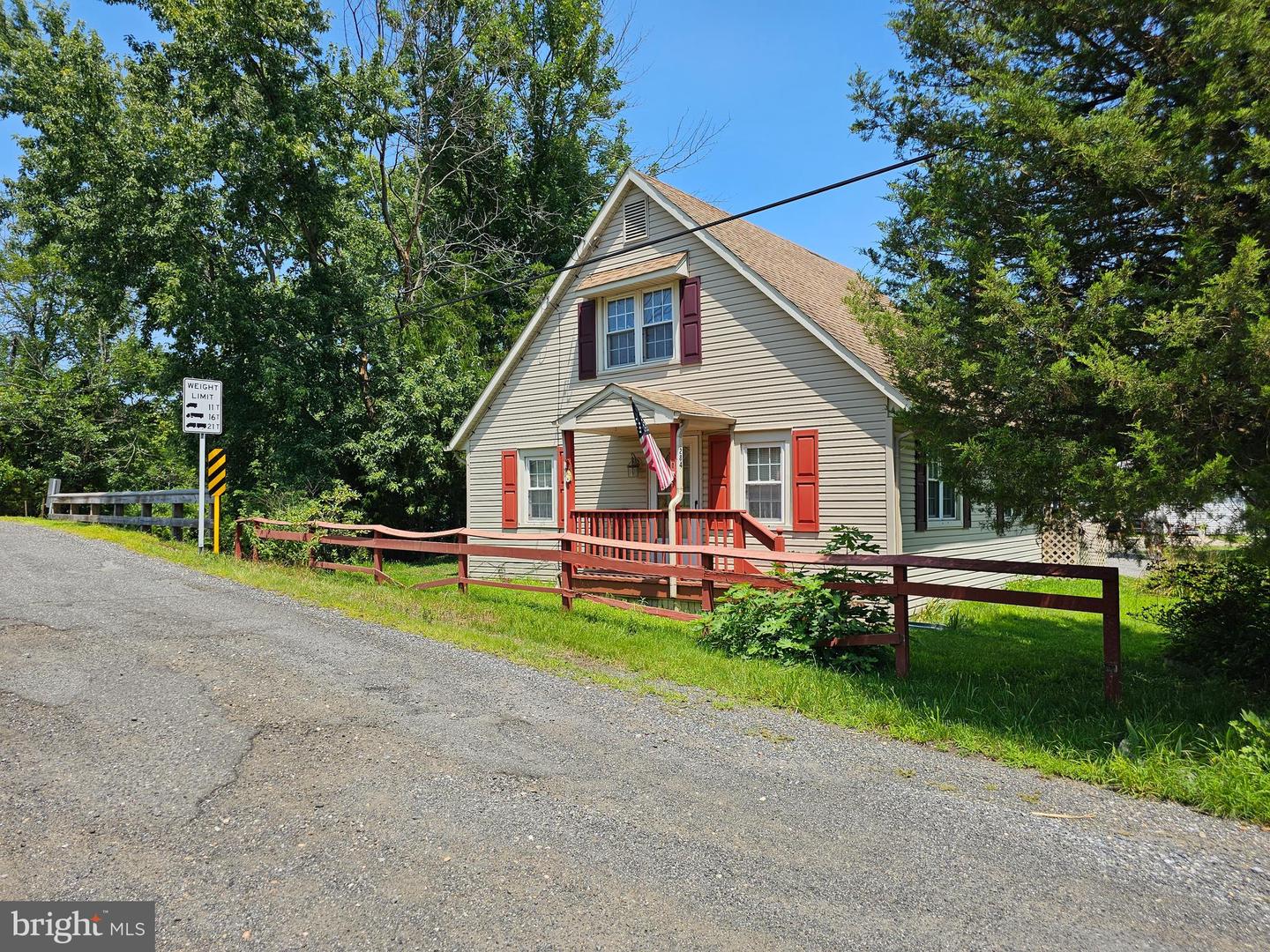 284 Floodgate Rd Property Photo 1