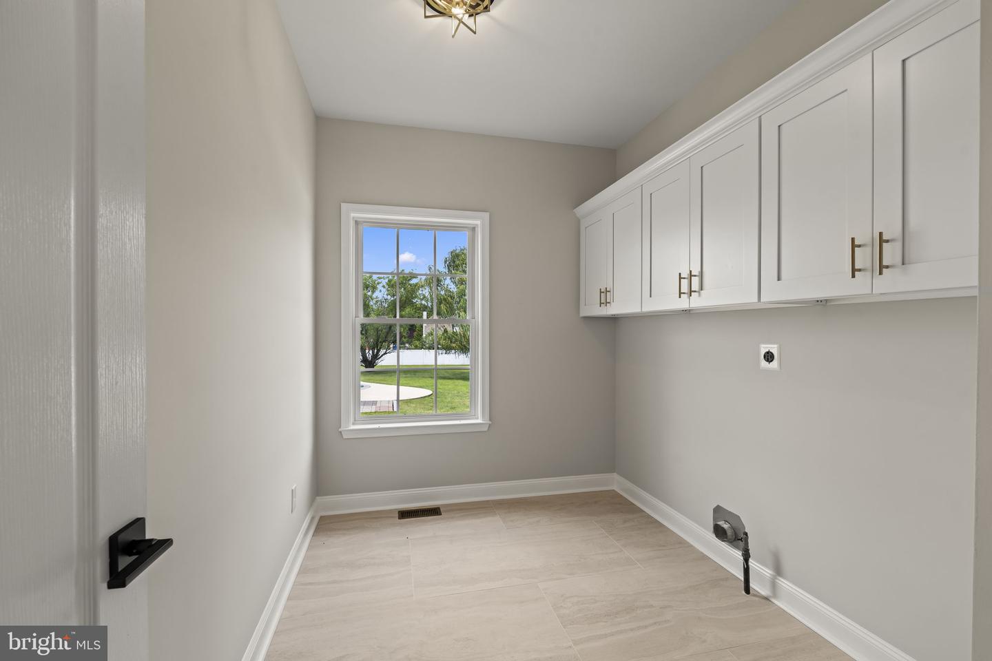 6 Skyline Cir Property Photo 26