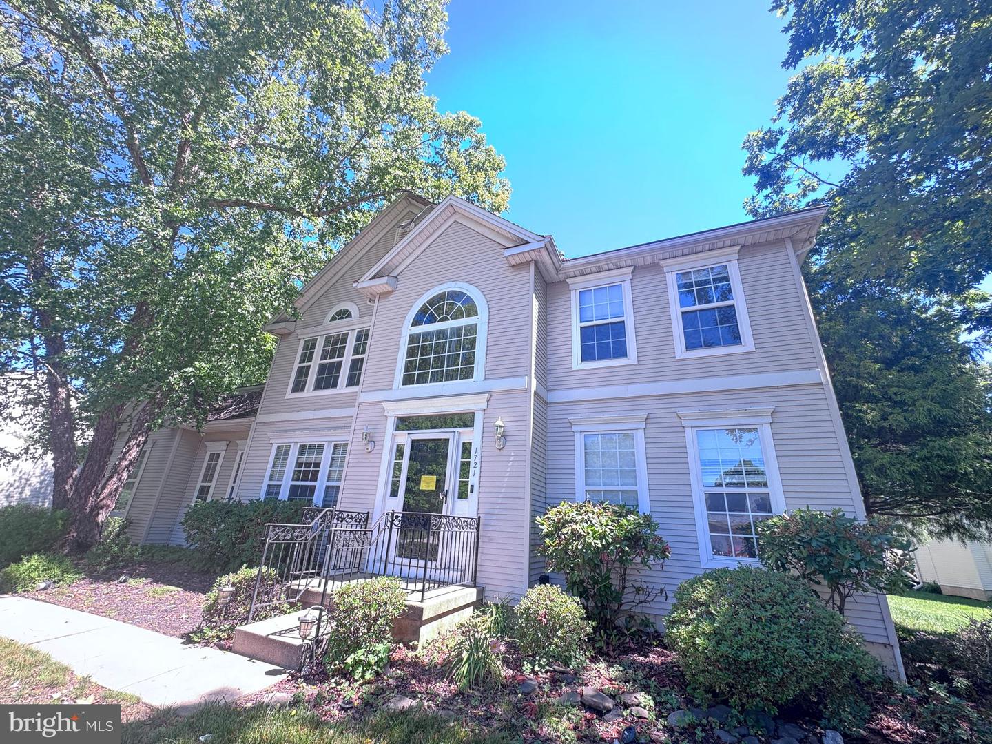 1721 Biden Ln Property Photo 1