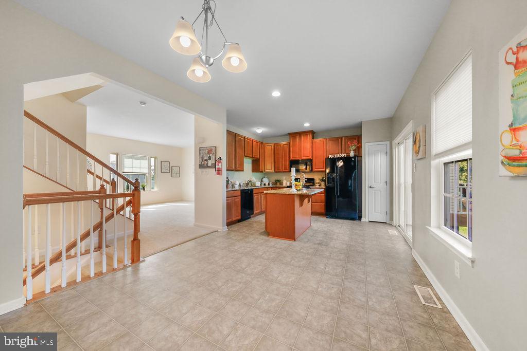 1607 Exposition Dr Property Photo 3