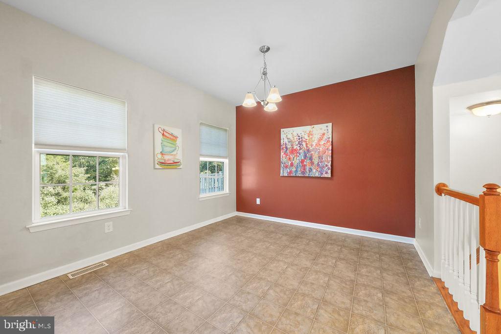 1607 Exposition Dr Property Photo 8
