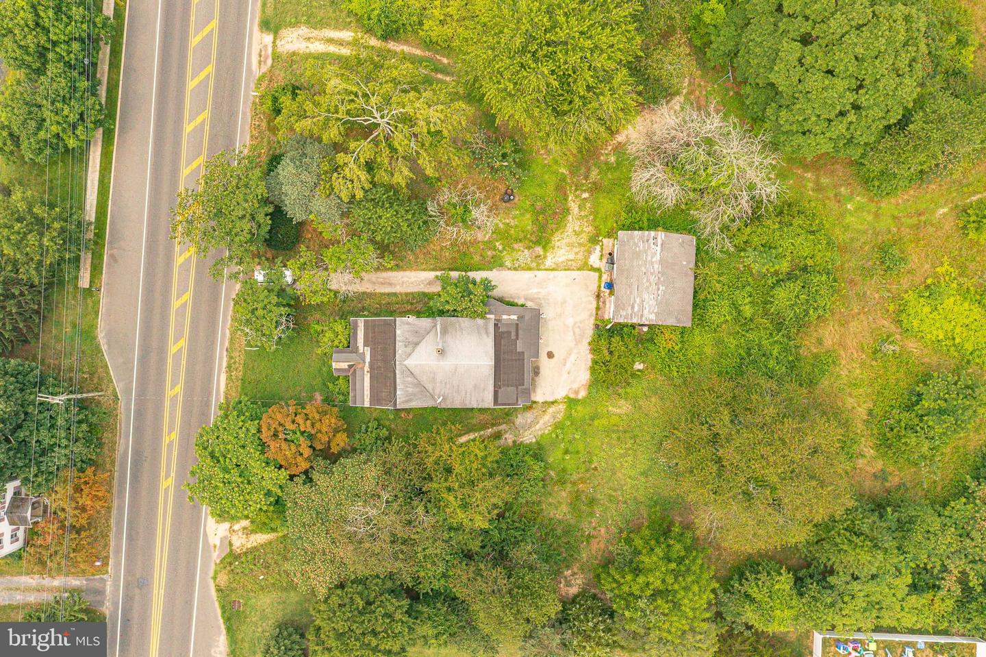 1181 Ellis Mill Rd Property Photo 2