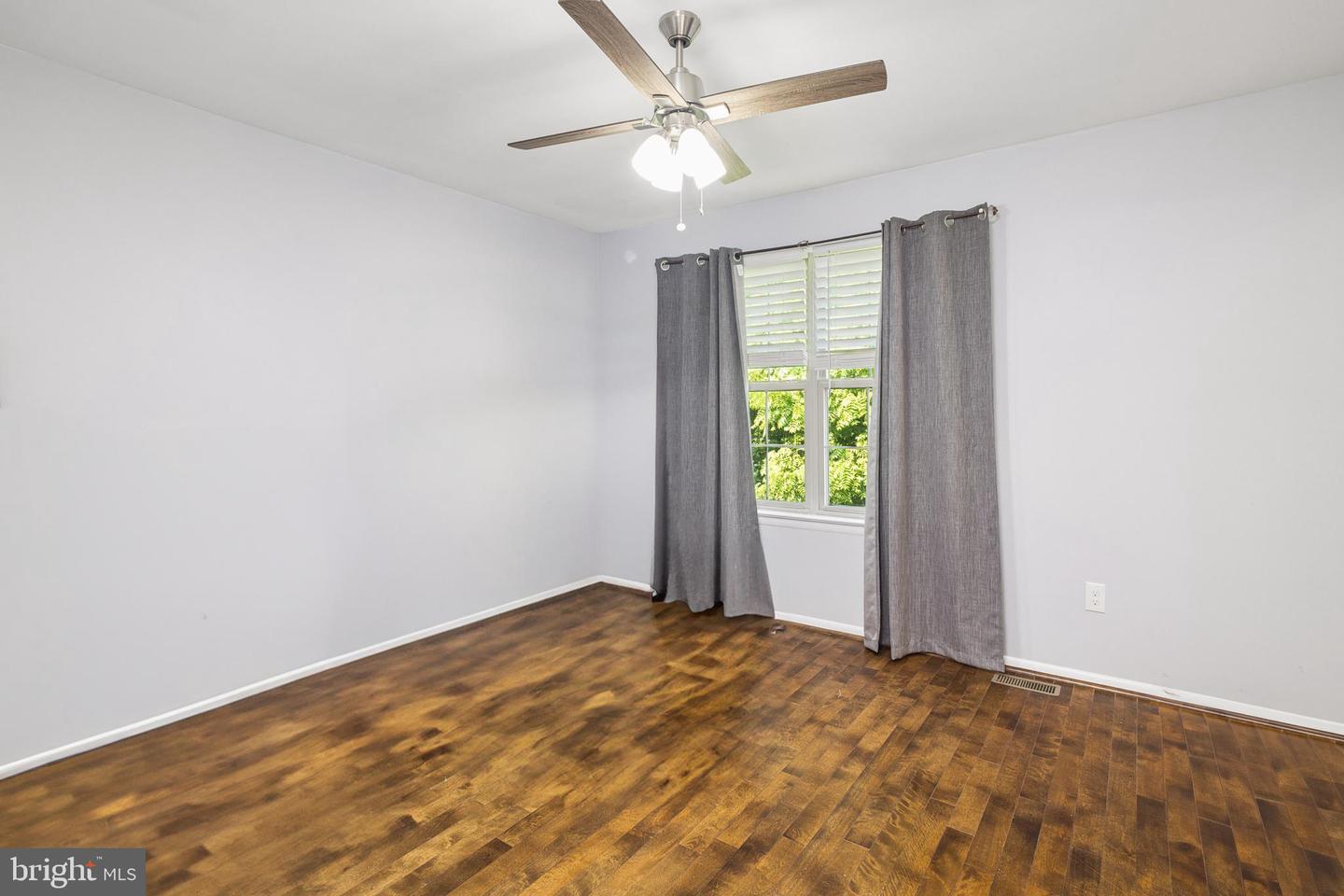 85 Forest Ct Property Photo 18