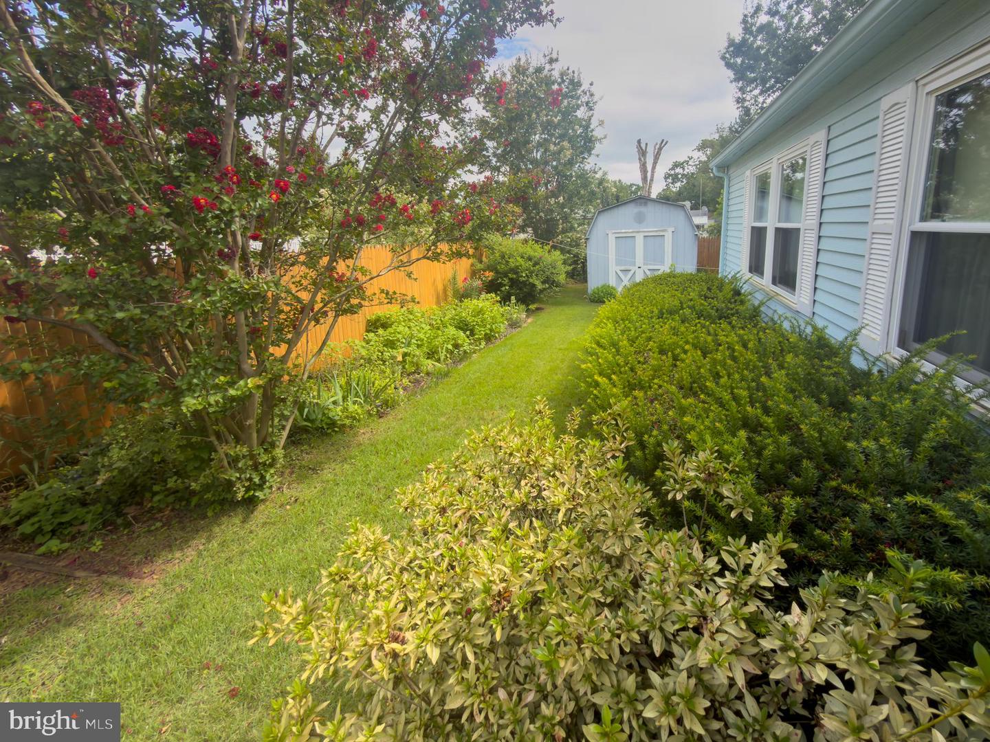 462 Harrison Ave Property Photo 10