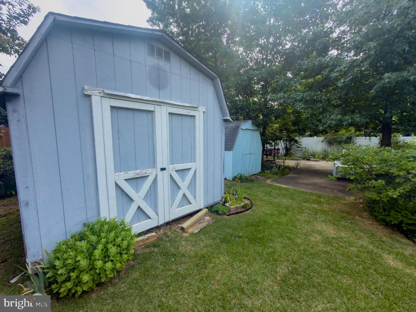 462 Harrison Ave Property Photo 11
