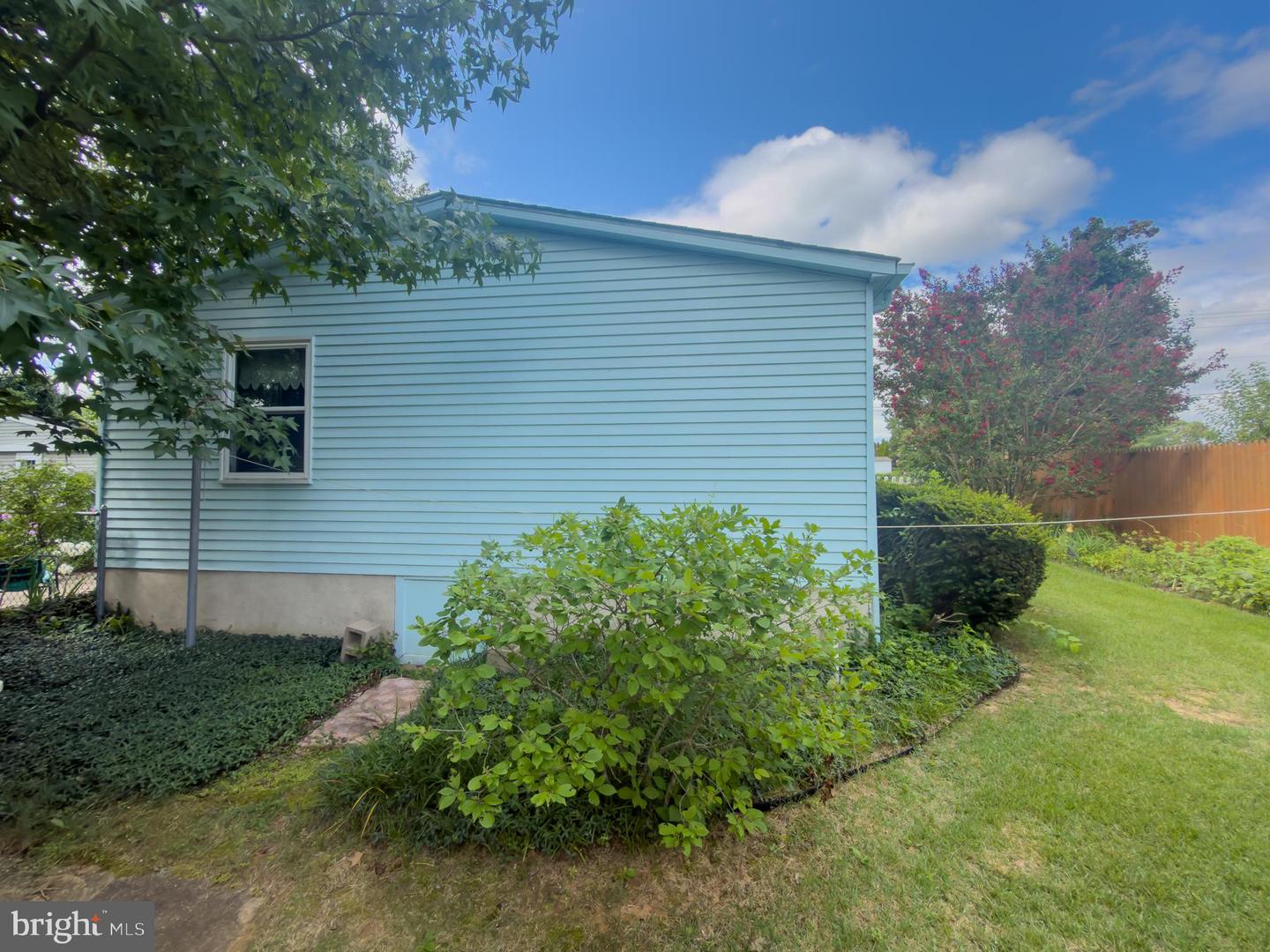 462 Harrison Ave Property Photo 15