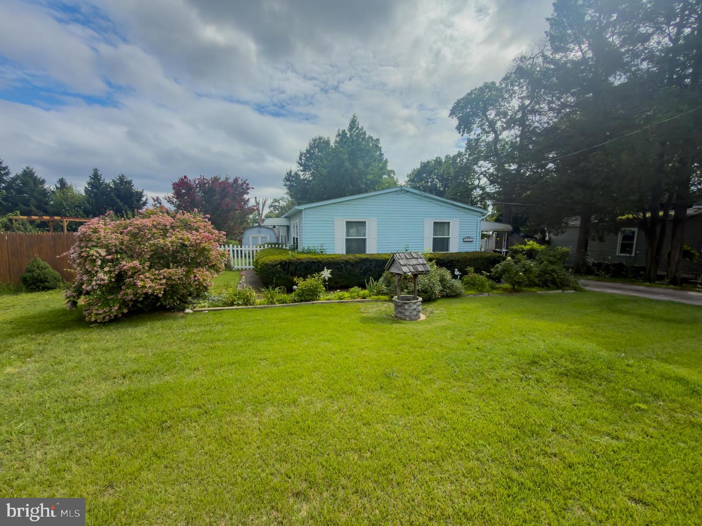 462 Harrison Ave Property Photo 17