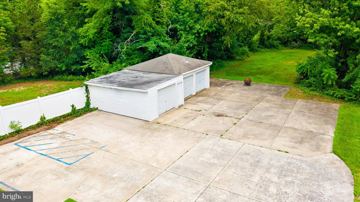 NJGL2076492 Property Photo 65