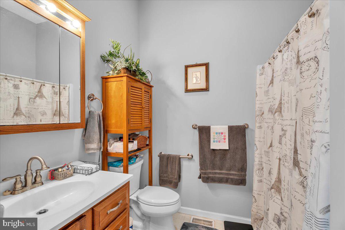 779 Wick Blvd Property Photo 8