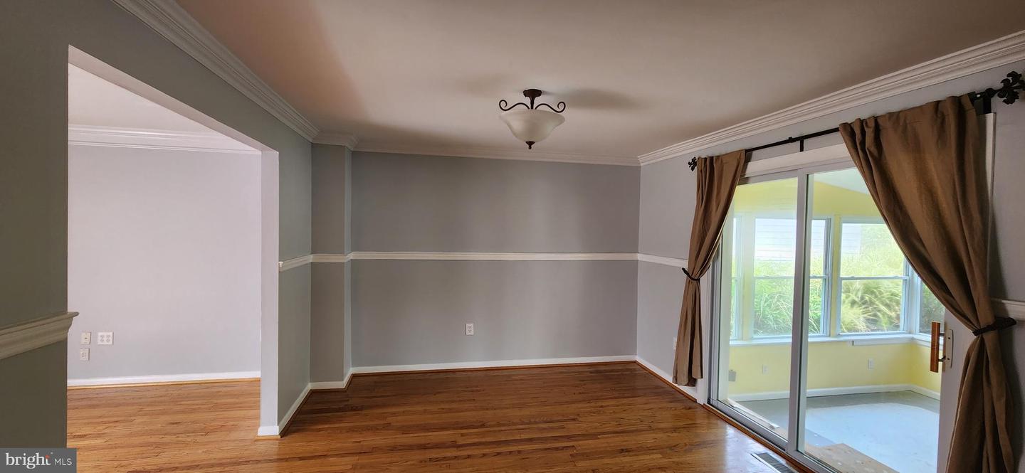 301 Overbrook Ave Property Photo 7