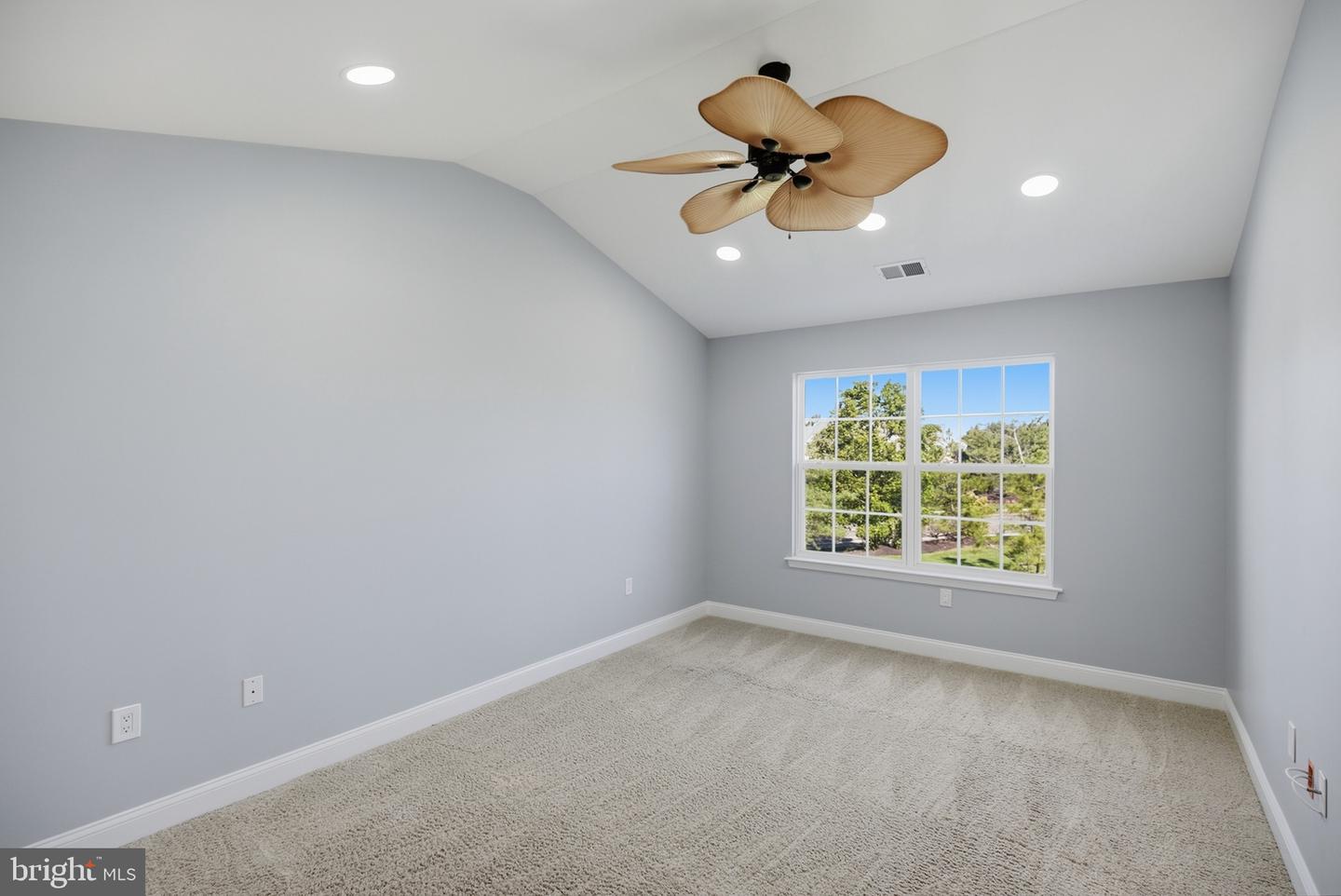 107 Chancellor Property Photo 22