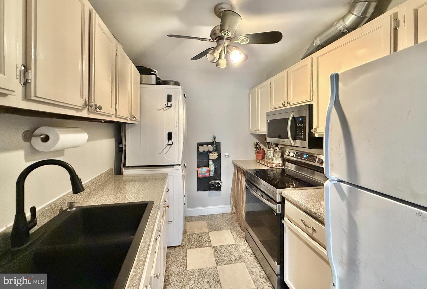 64 Woodway Dr Property Photo 18