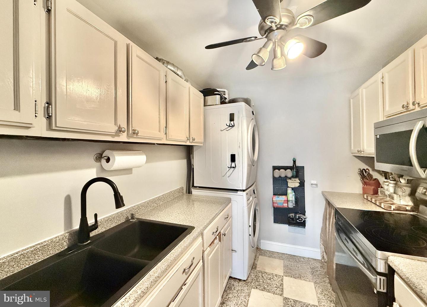 64 Woodway Dr Property Photo 19