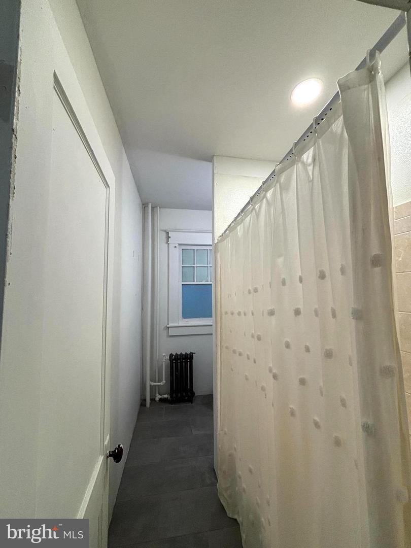 14 Simpson Ave Property Photo 11