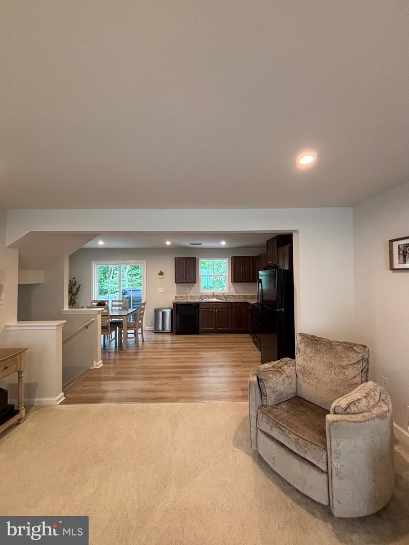 165 Riley St Property Photo 14