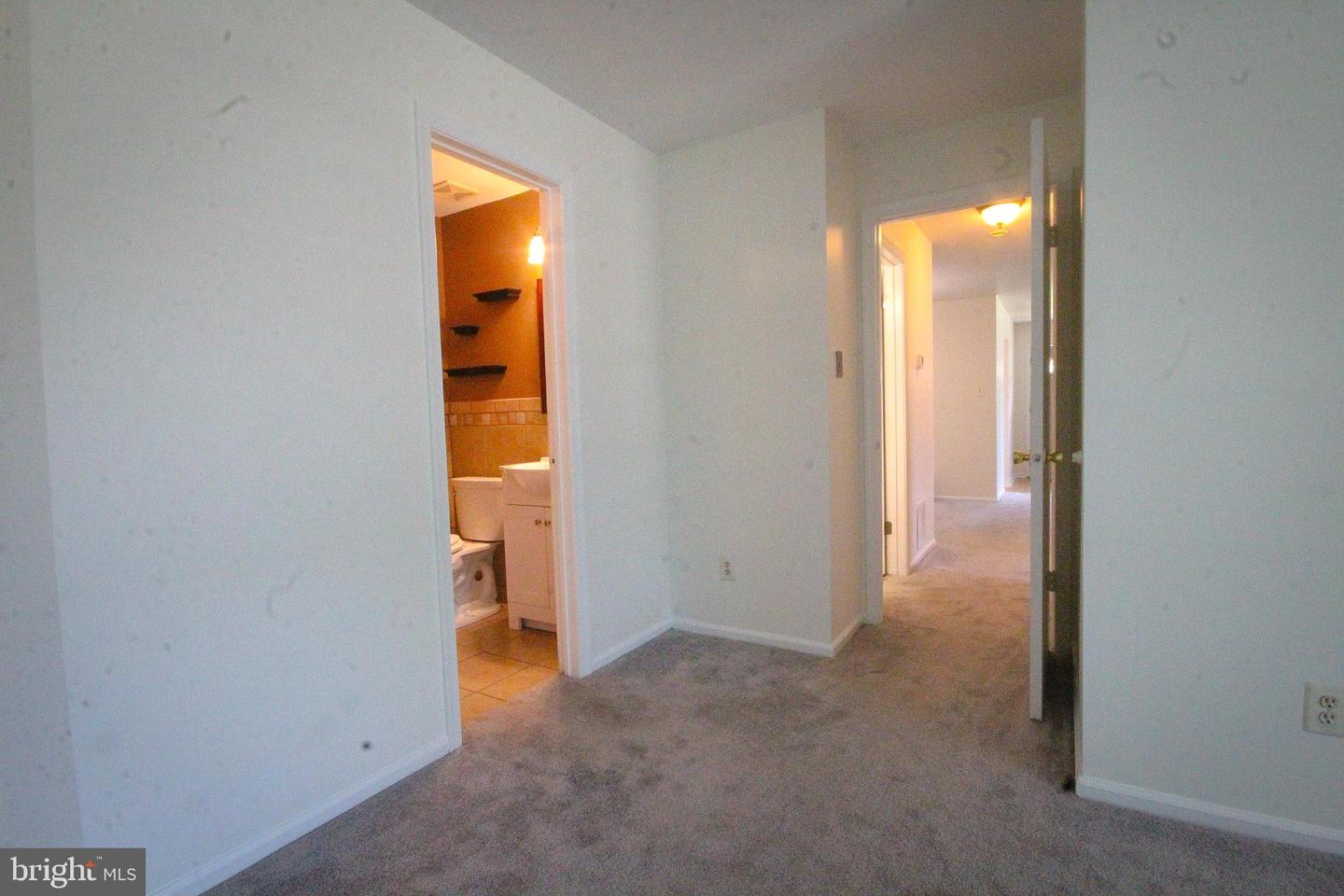 431 Atlanta Ct Property Photo 14