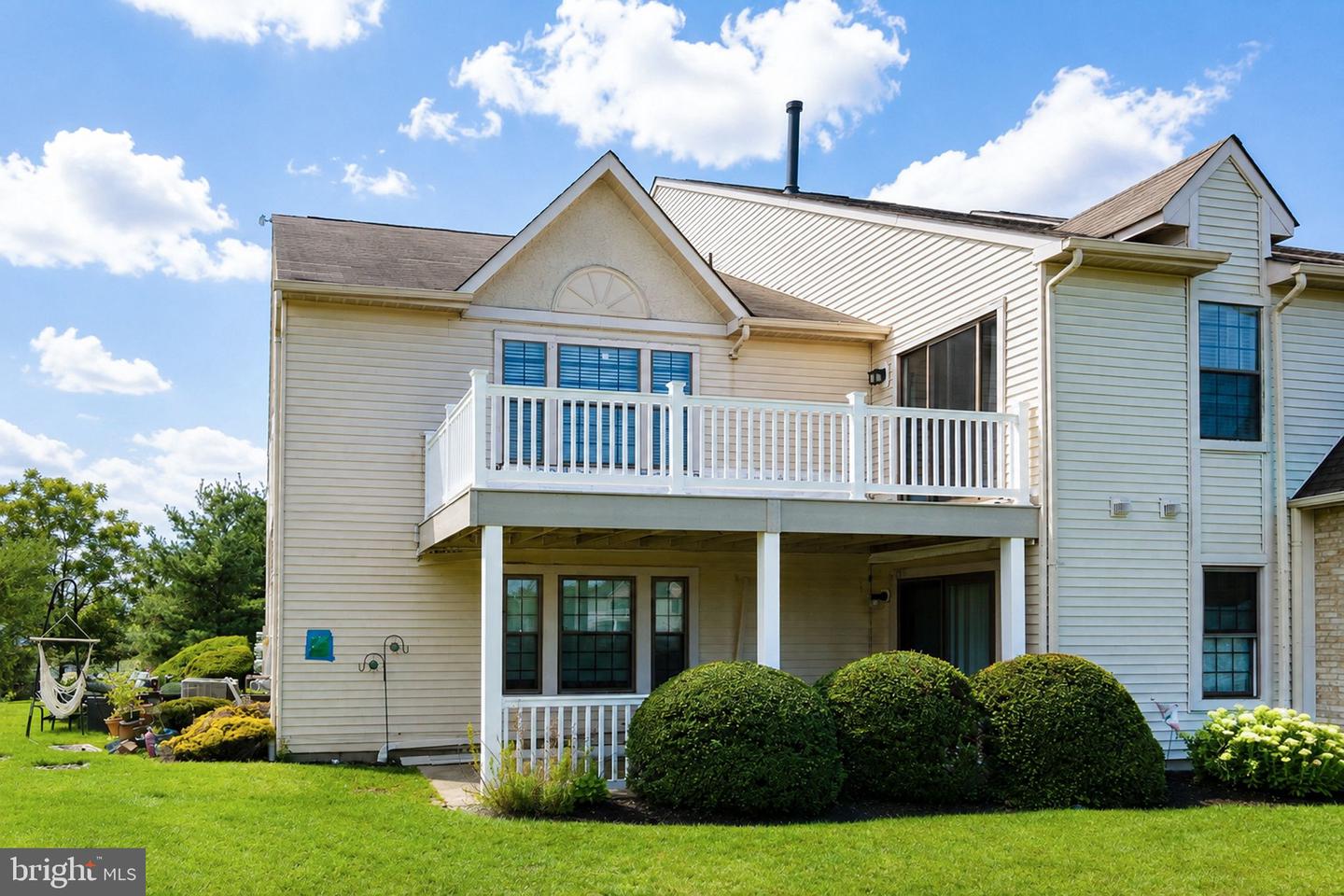 12 Harrogate Ct Property Photo 1