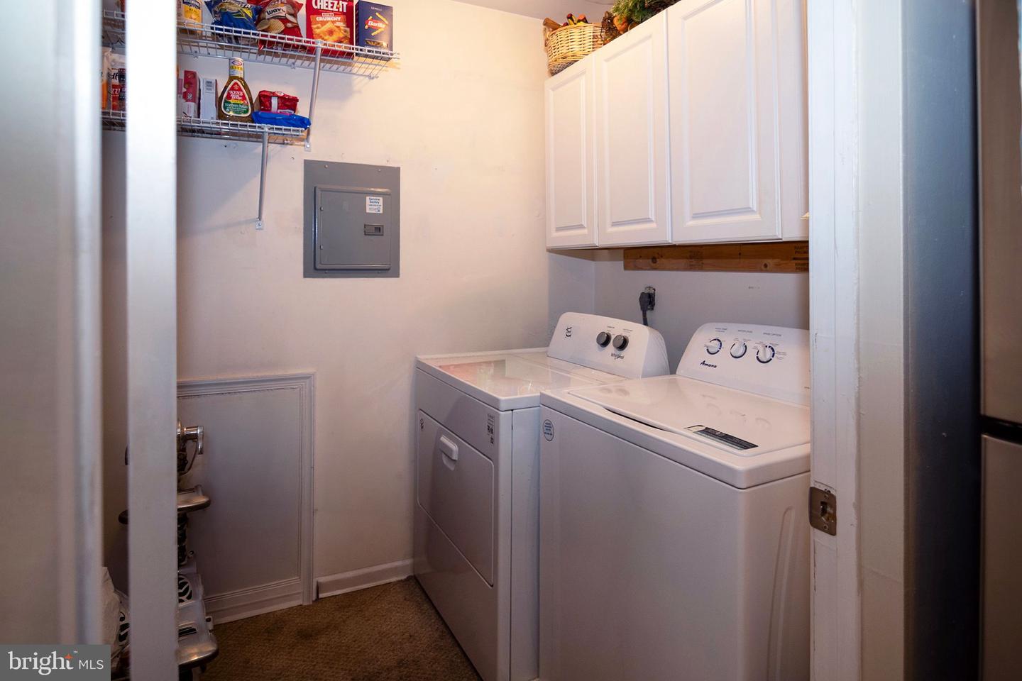 12 Harrogate Ct Property Photo 7