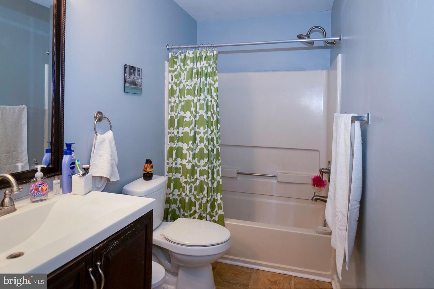 12 Harrogate Ct Property Photo 23