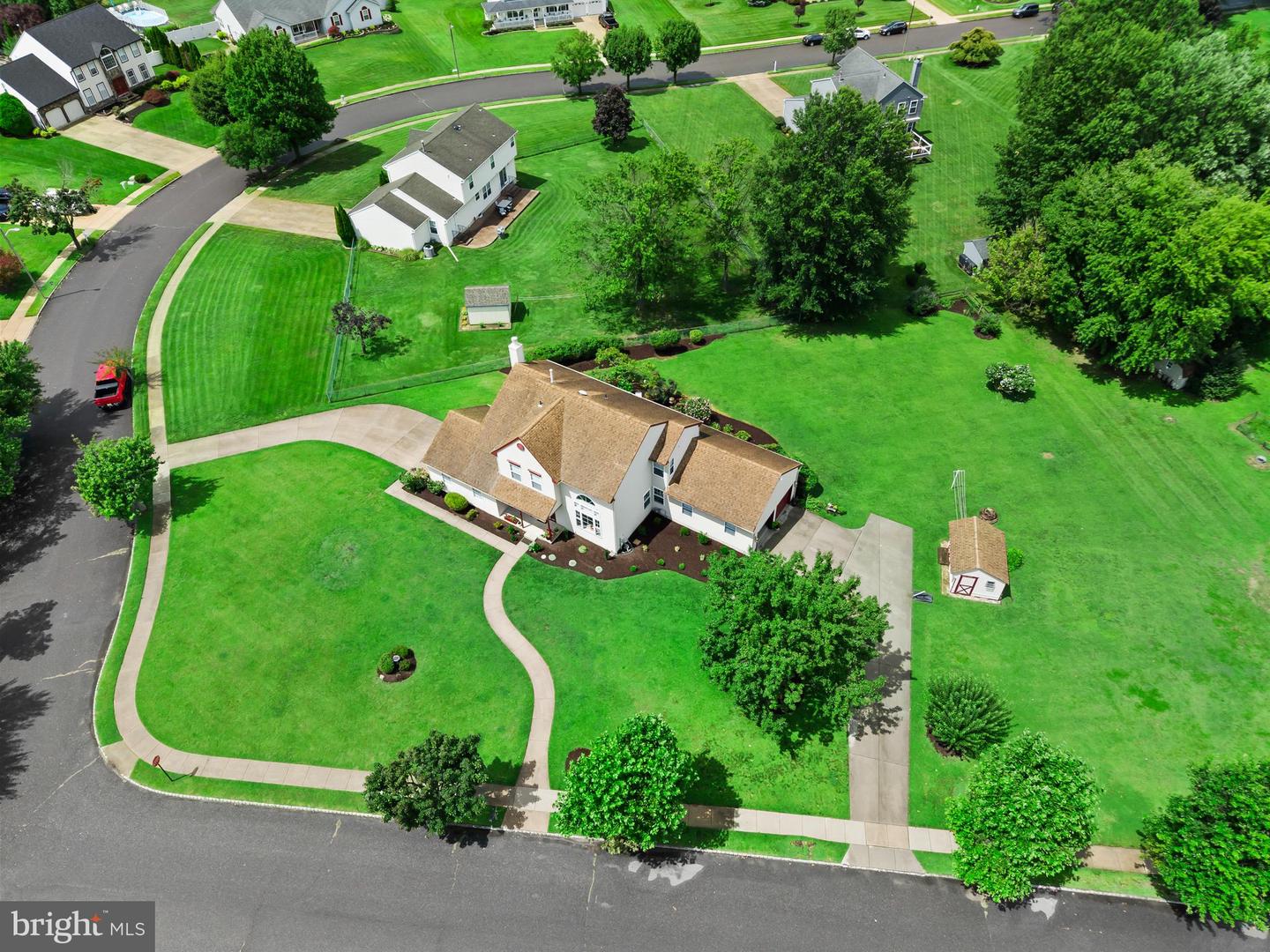 3 Downing Ln Property Photo 4