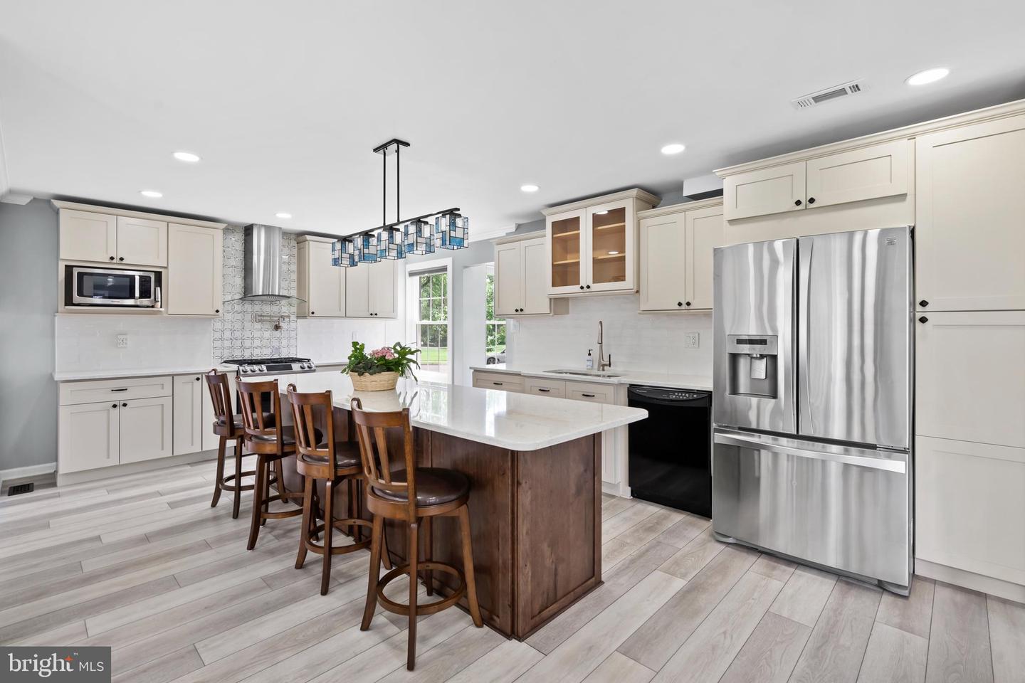 3 Downing Ln Property Photo 8