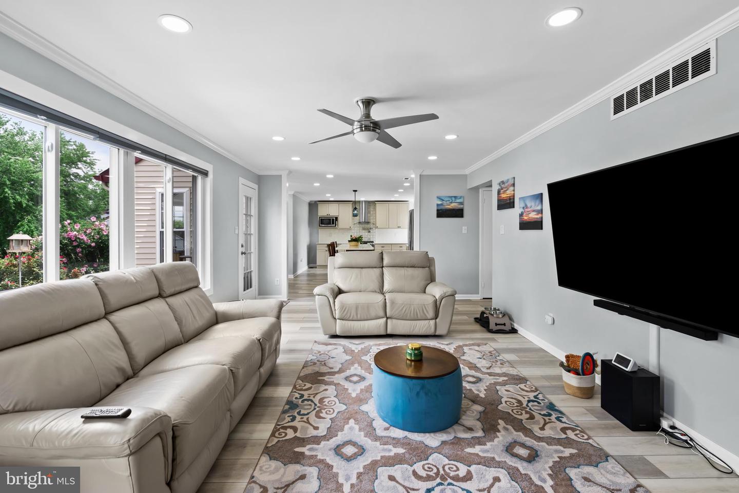 3 Downing Ln Property Photo 17