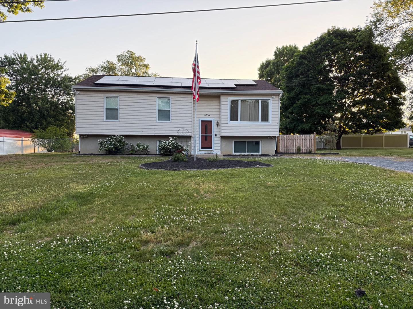 3 Lauffer Ln Property Photo 1