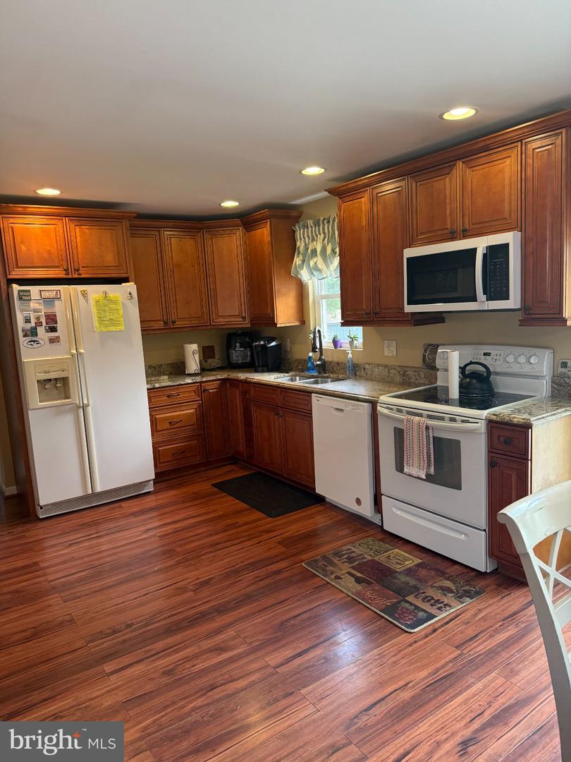 3 Lauffer Ln Property Photo 2