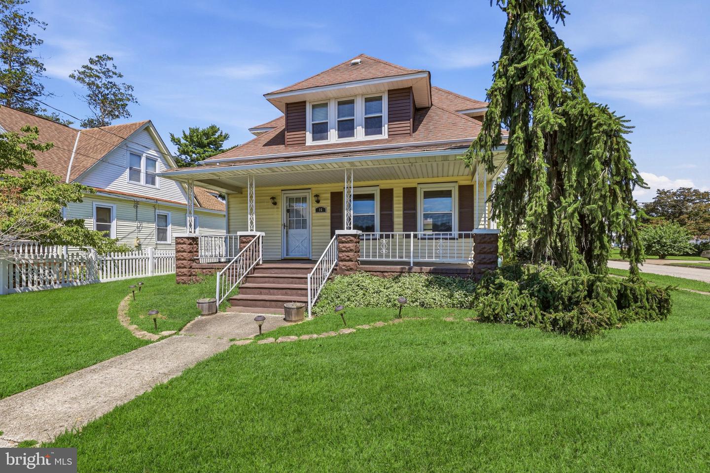 16 Pearl St Property Photo 4