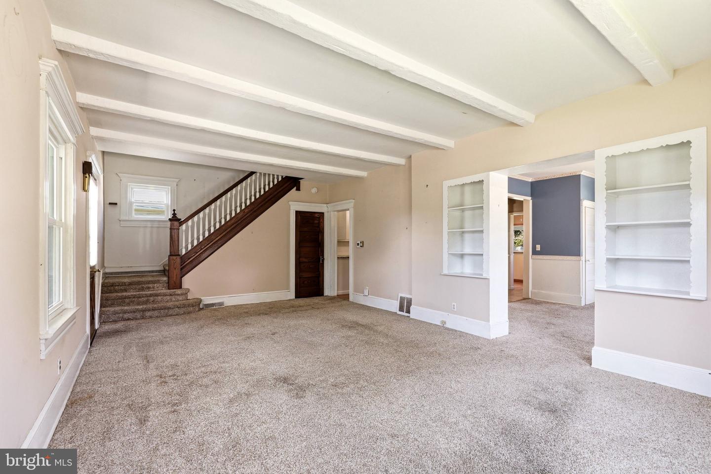 16 Pearl St Property Photo 17