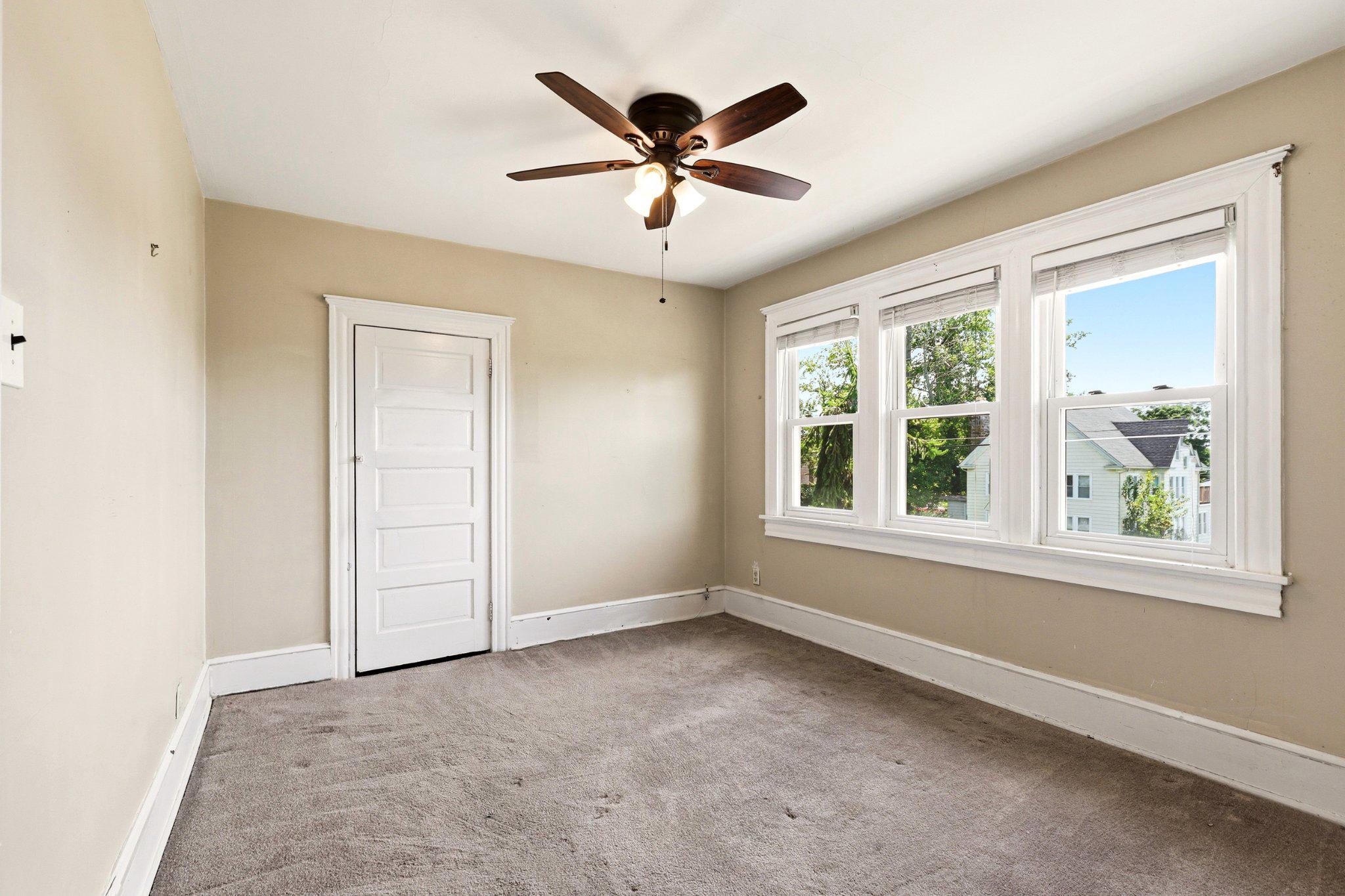 16 Pearl St Property Photo 32