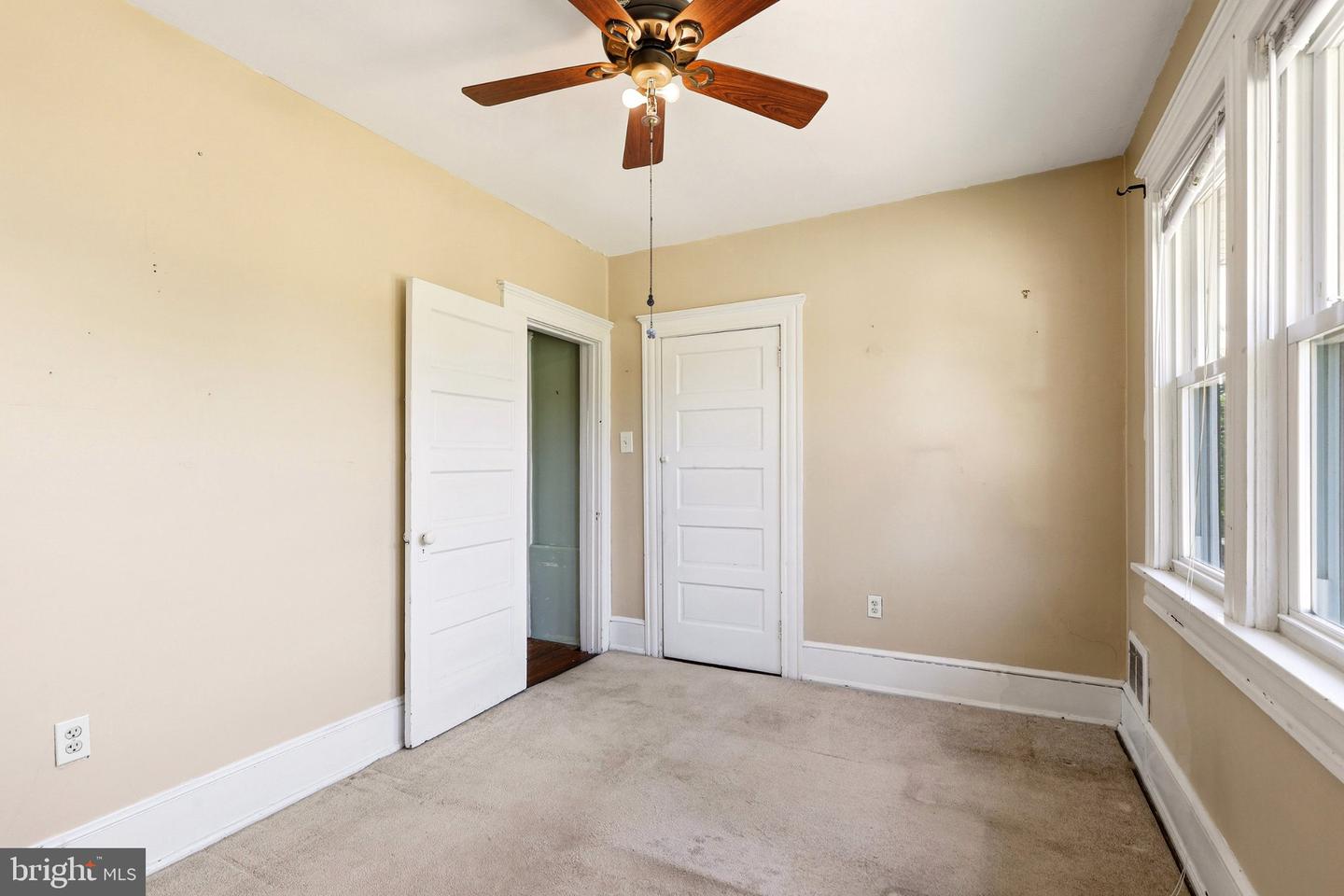 16 Pearl St Property Photo 37