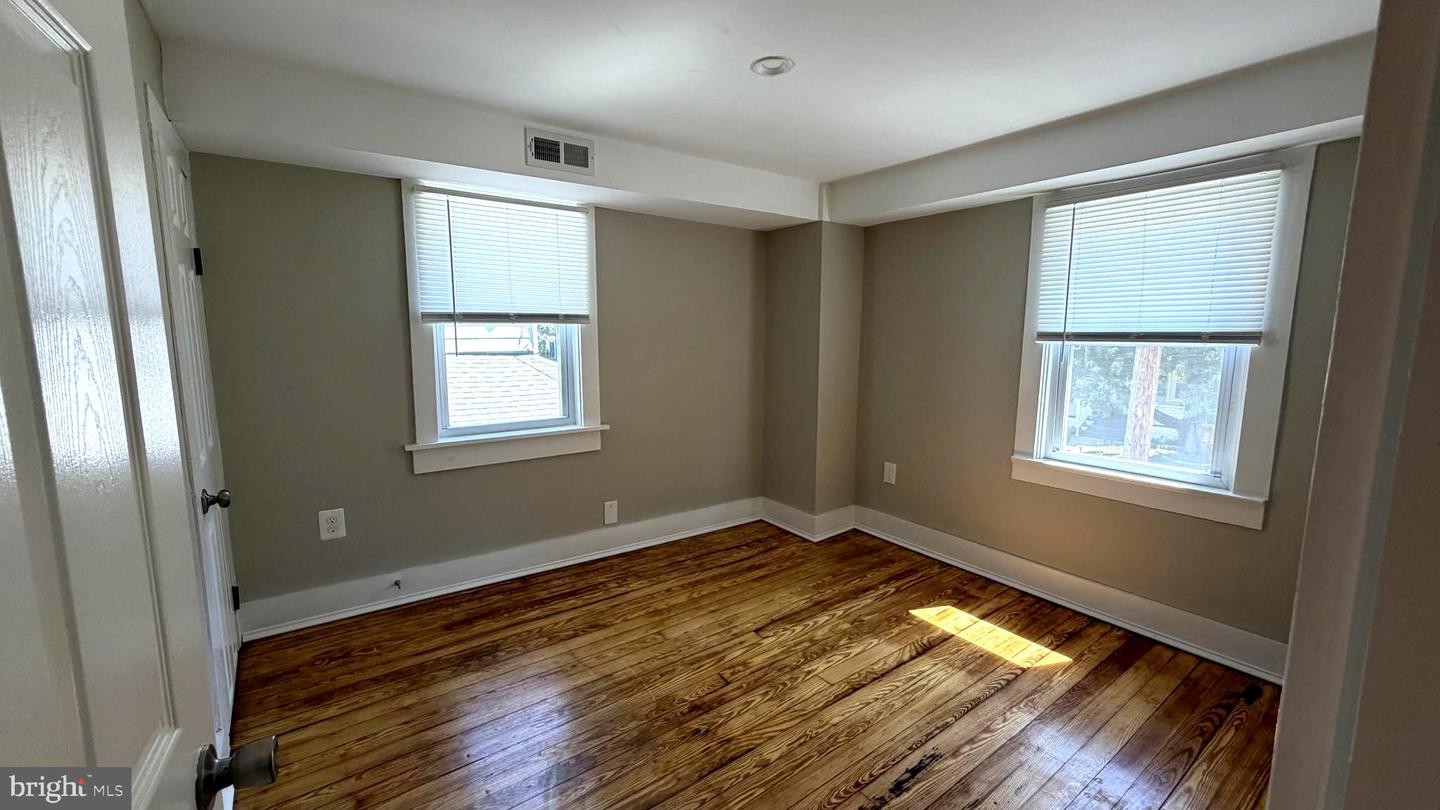 223 S Main St Property Photo 6