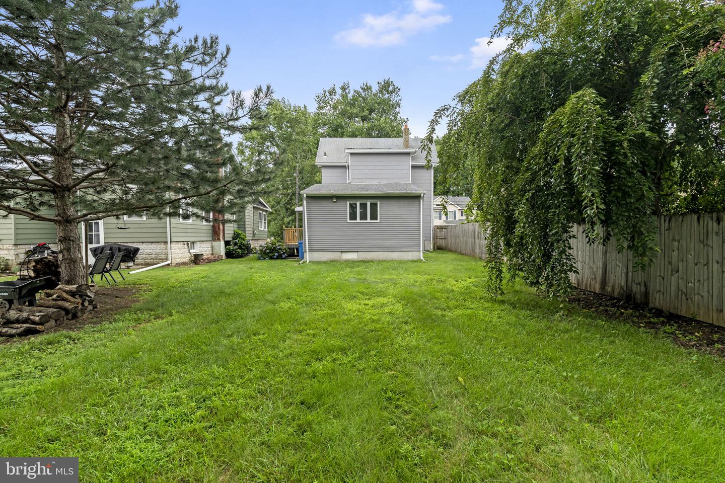 213 Chestnut St Property Photo 18