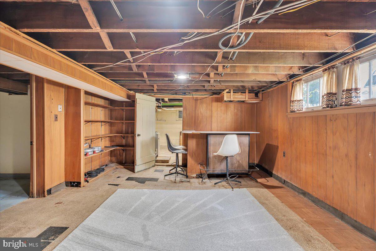 519 Park Ave Property Photo 22