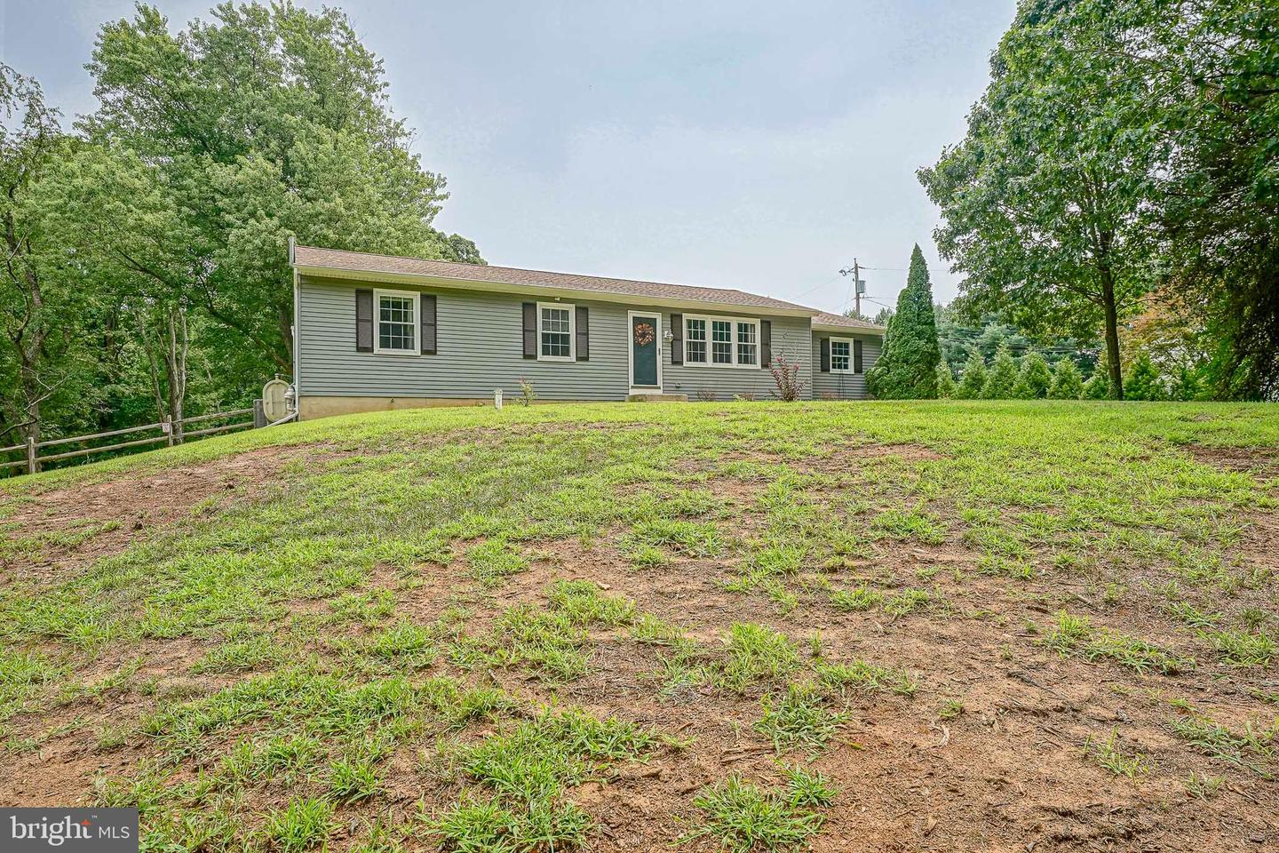 334 Tomlin Station Rd Property Photo 2