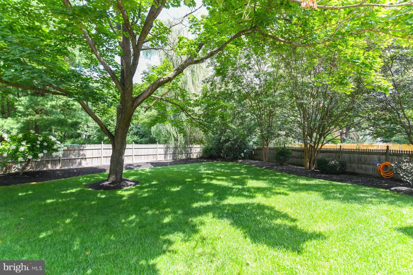 434 Westwood Dr Property Photo 29