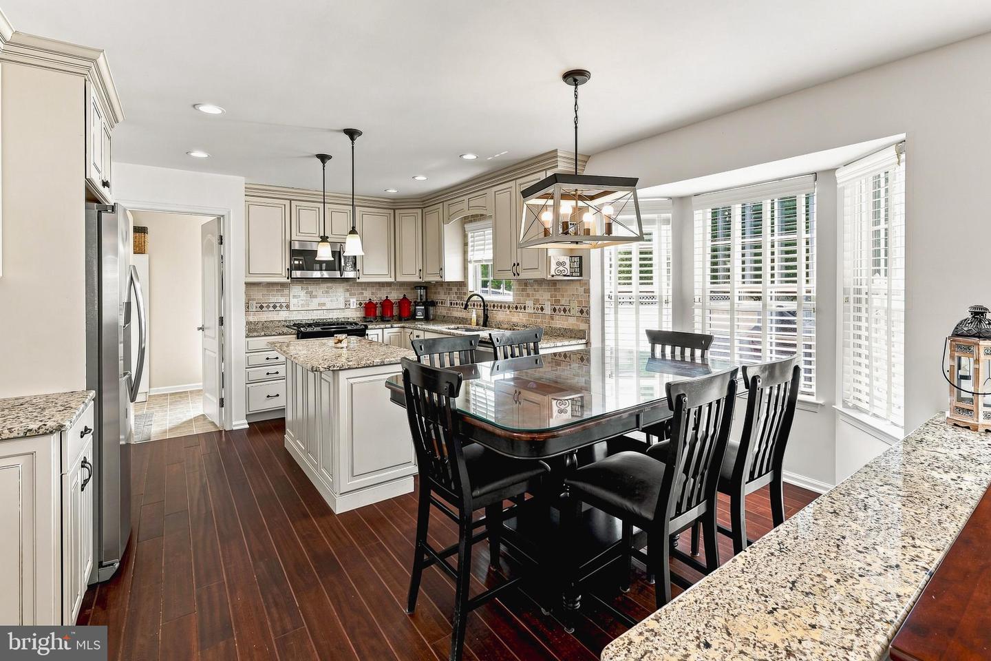 104 SARATOGA LN