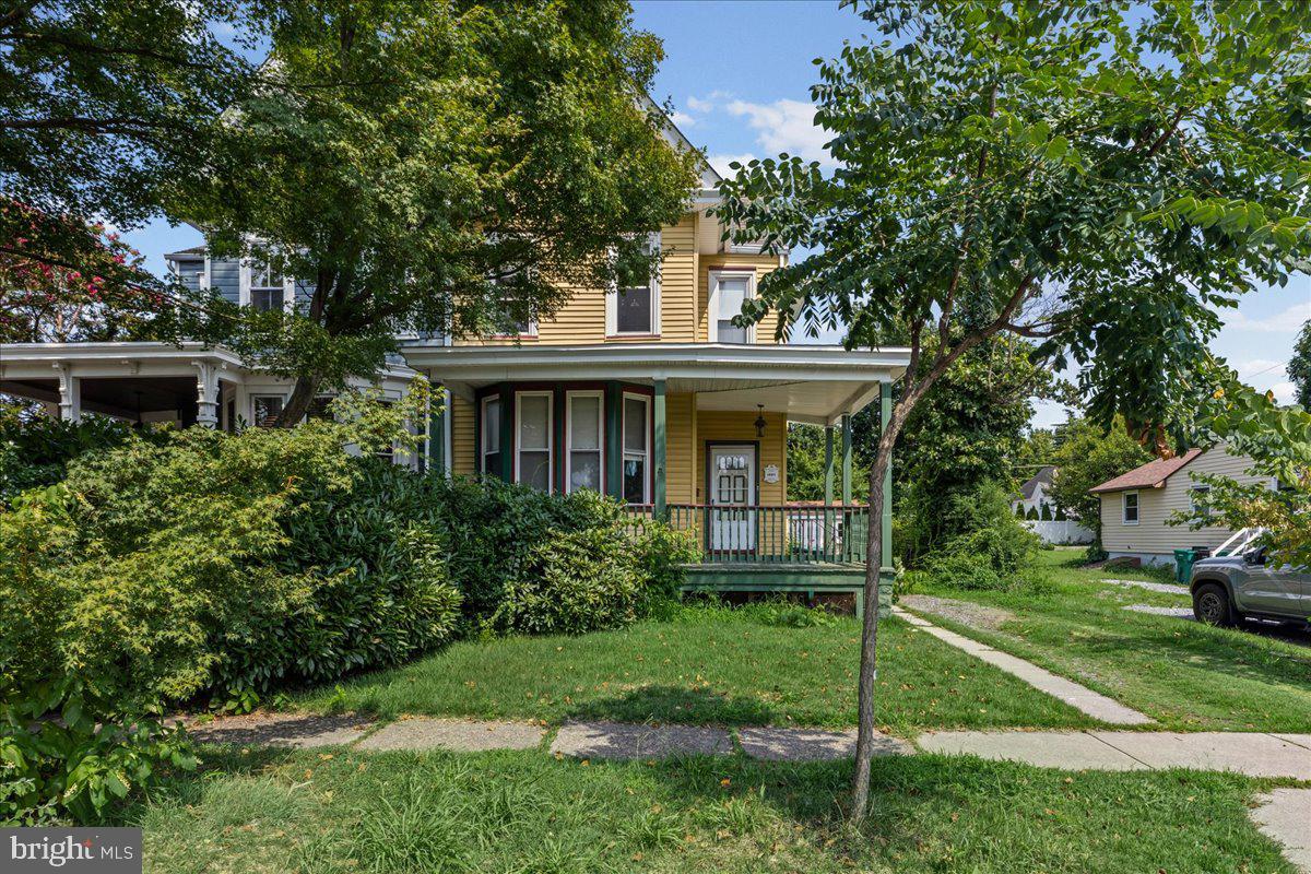 7 N East Ave Property Photo 1